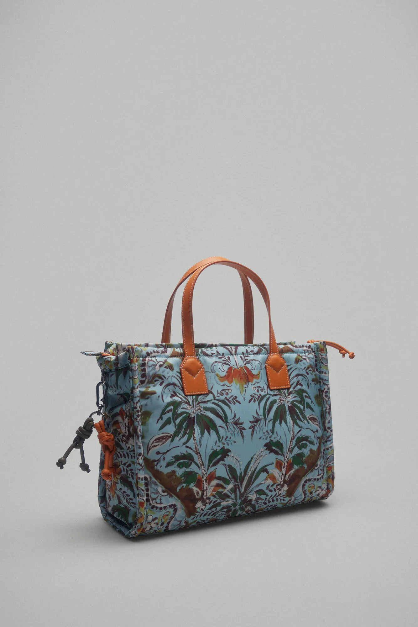 Bolso tote nylon estampado