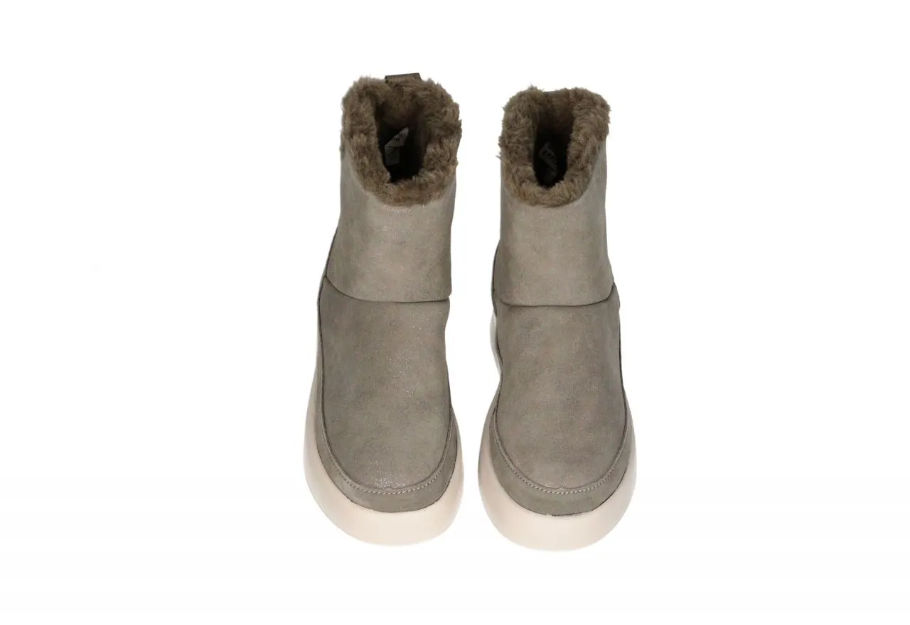 Botin Nobuck Taupe Cuello Pelo Piso Grueso