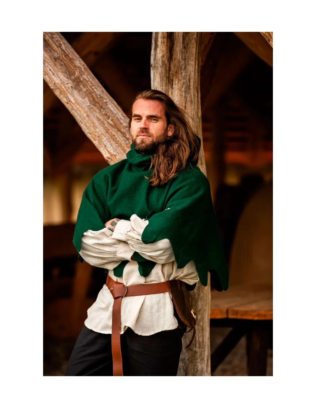 Gugel medieval en lana modelo Henri, verde