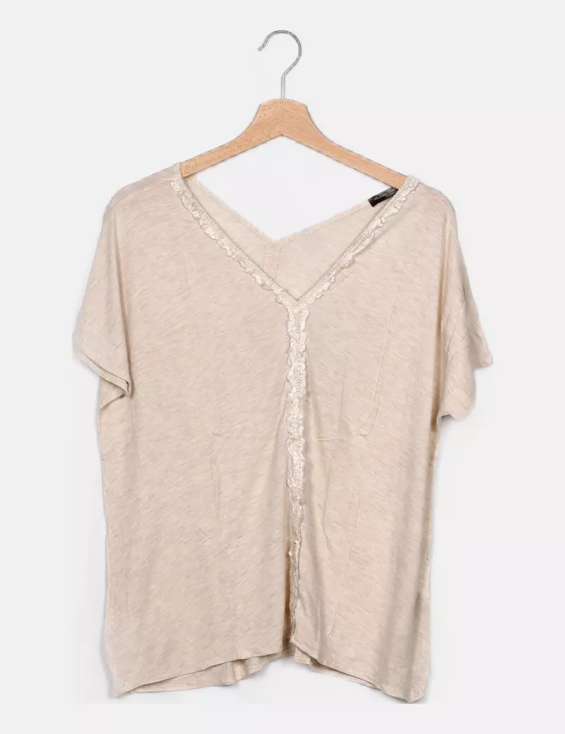 Massimo Dutti Camiseta beige básica