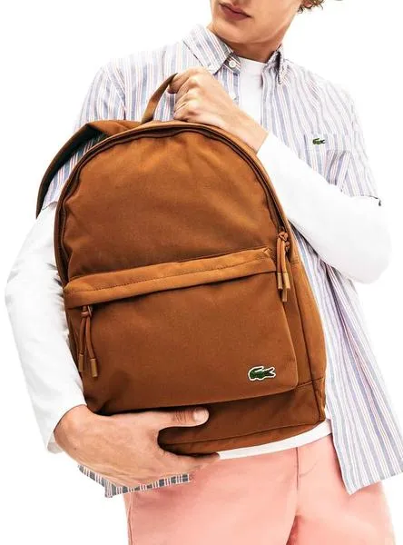 mochila lacoste neocroc camel hombre