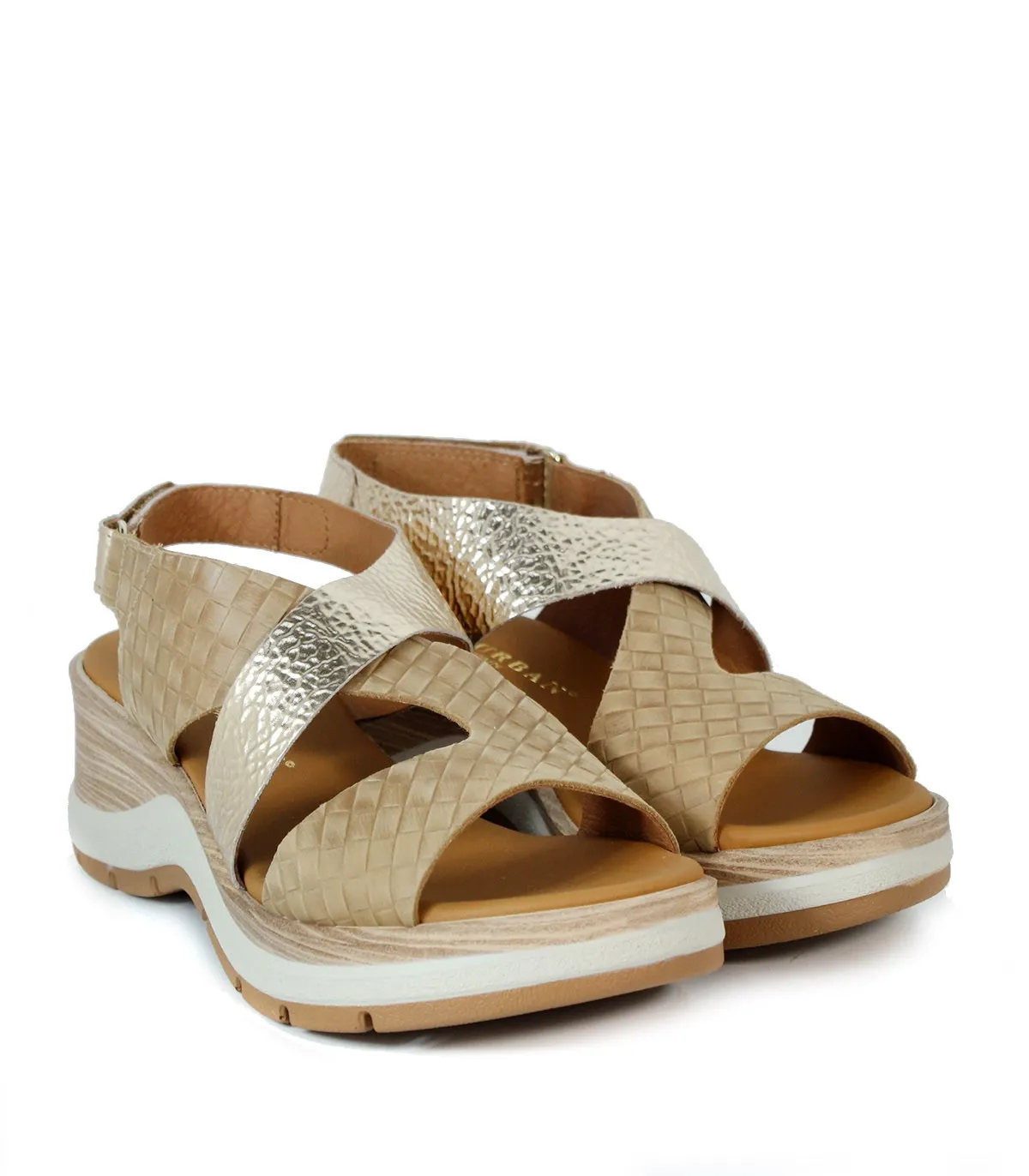 SANDALIAS DE CUÑA PAULA URBAN NABUK PERLA CUERO