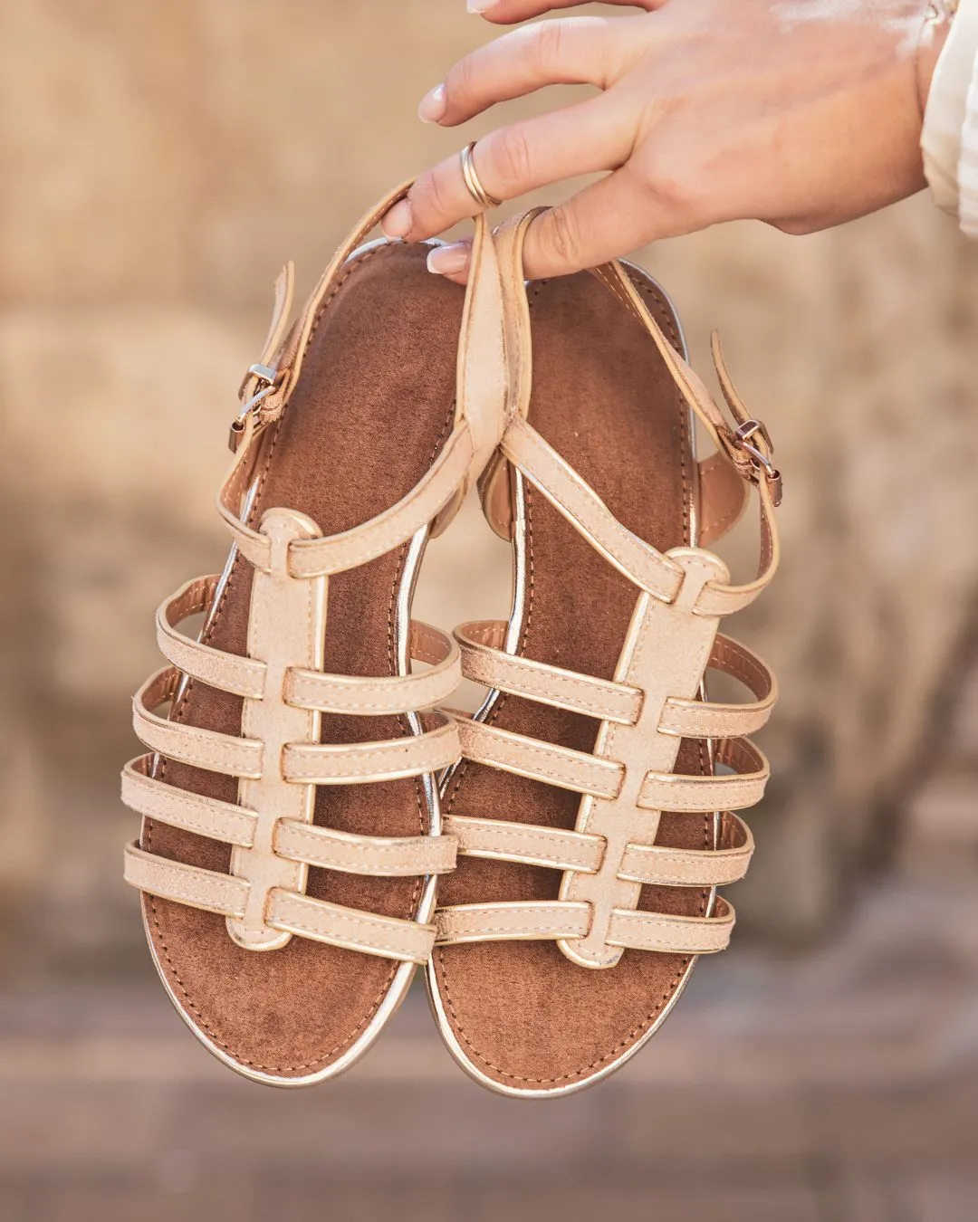 Sandalias para mujer de plataforma cómodas en color beige - Romane